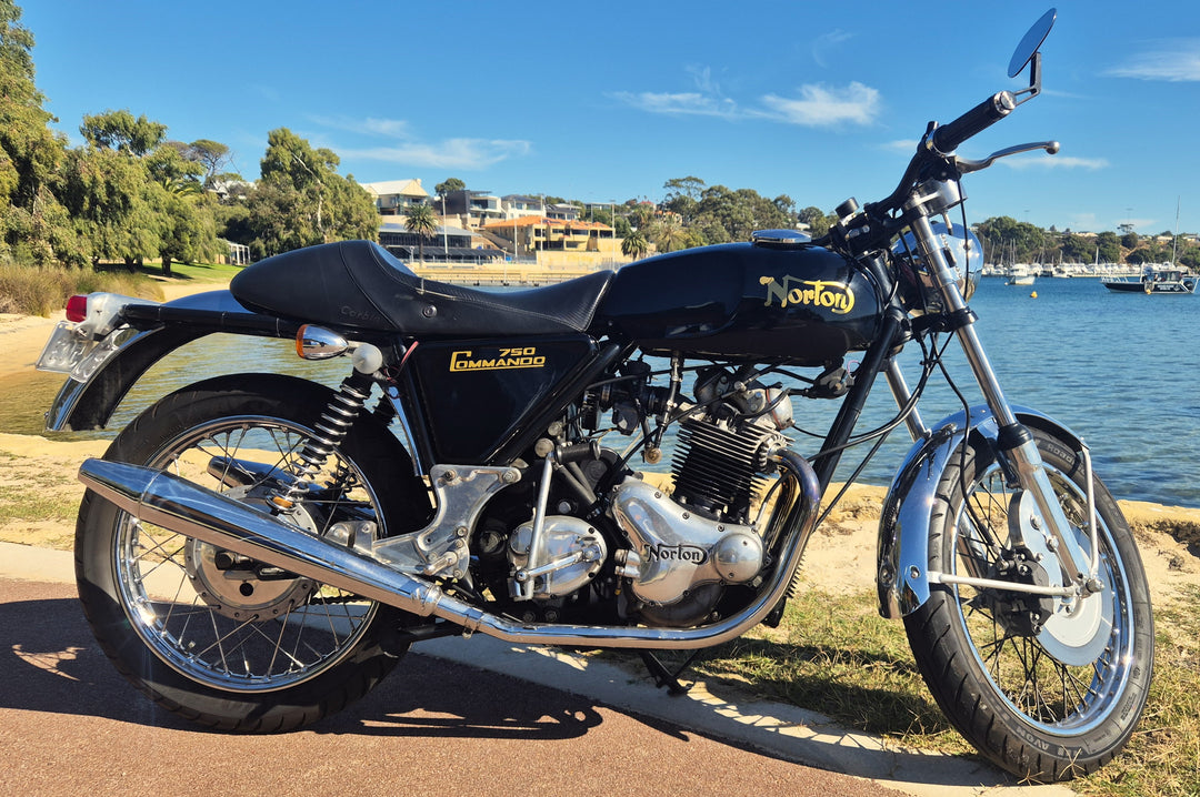 1972 Norton Commando 750 Roadster