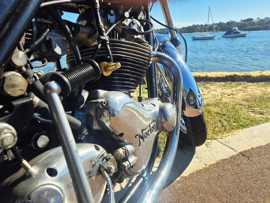 1972 Norton Commando 750 Roadster