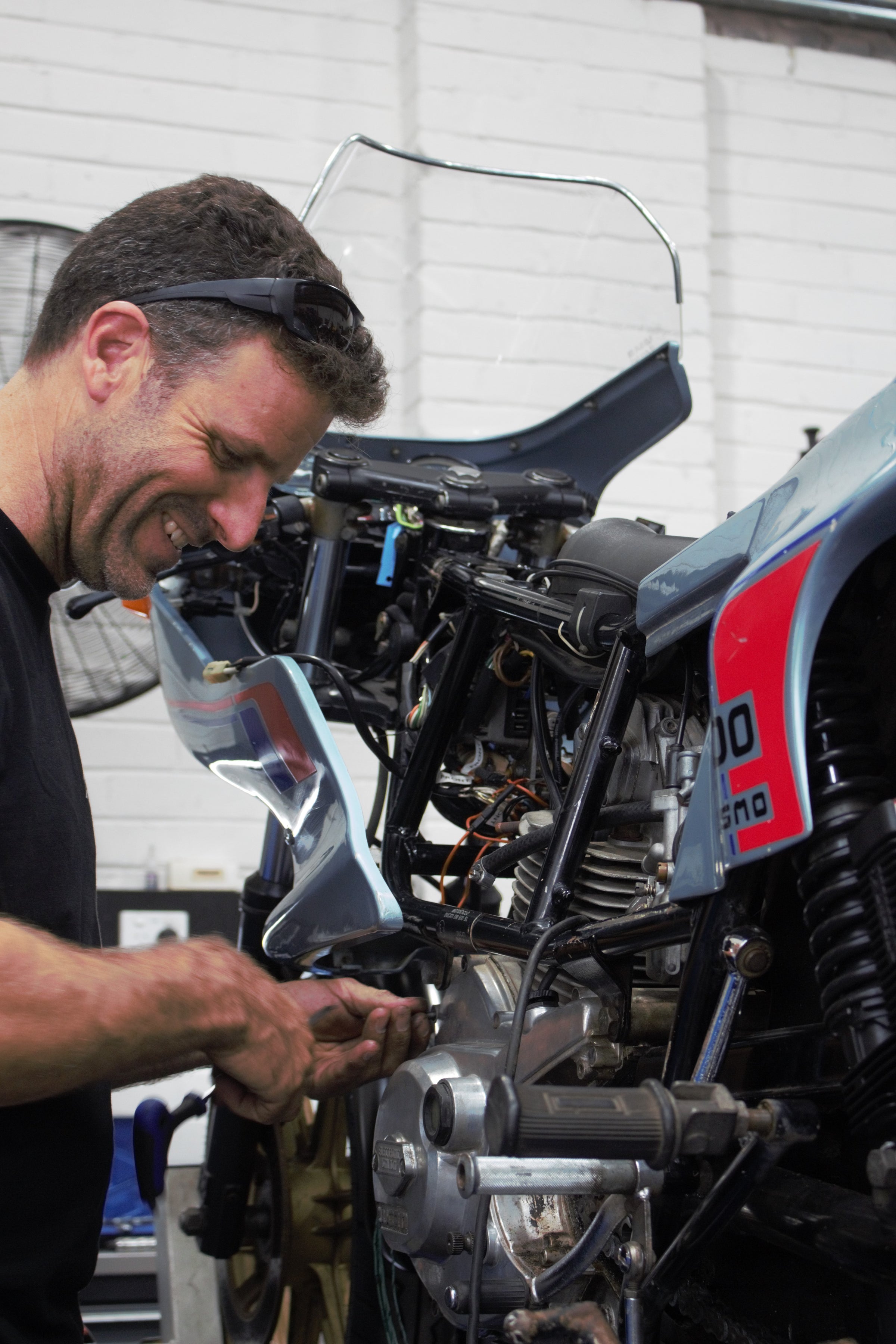 Motorcycle Parts Triumph Mechanic Near Me Retro Moto Co Keeping